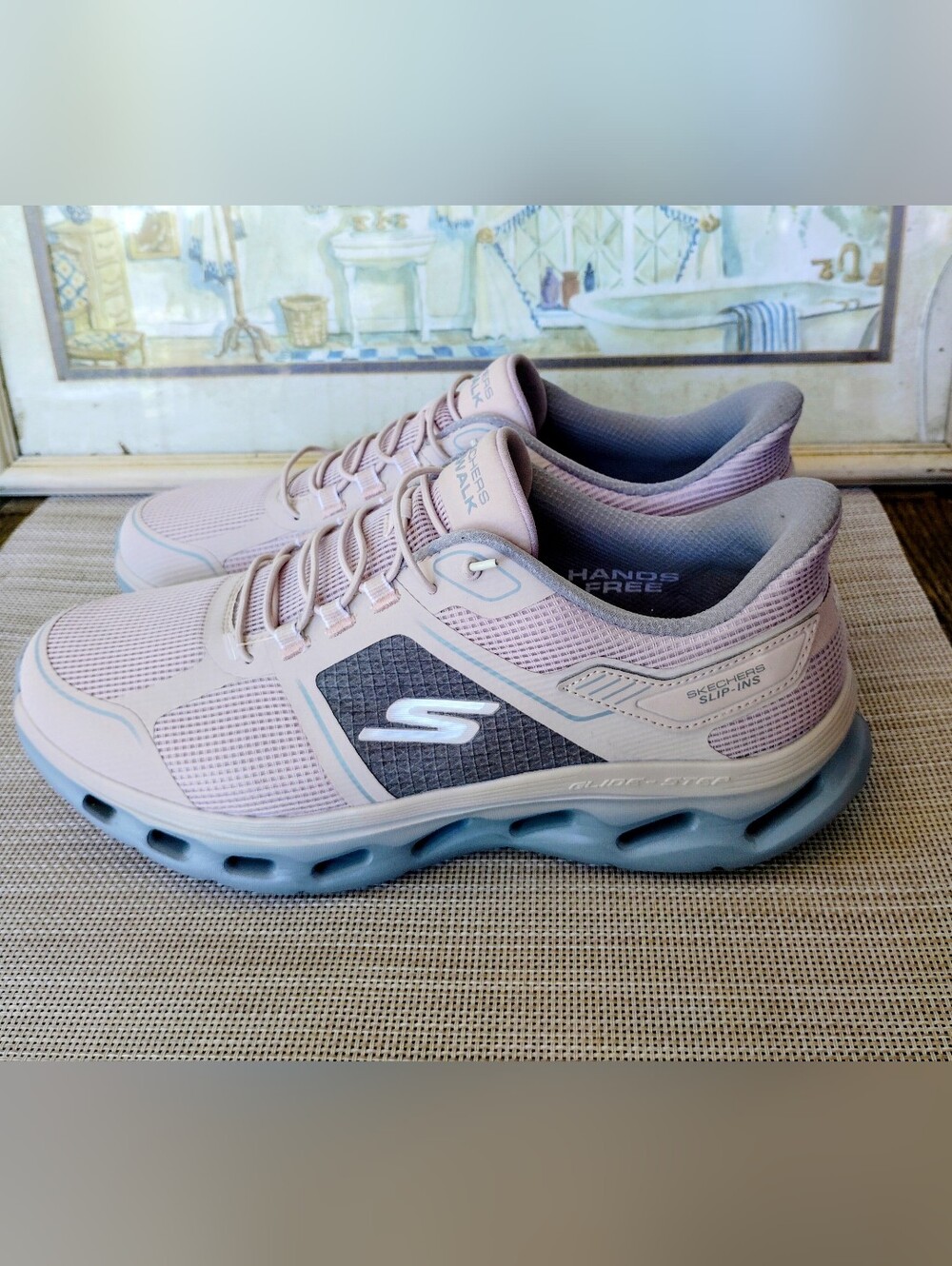 Skechers Slip-Ins "GoWalk Glide-Step 2.0-Elektra" Light Pink/Blue Shoes. Size 10